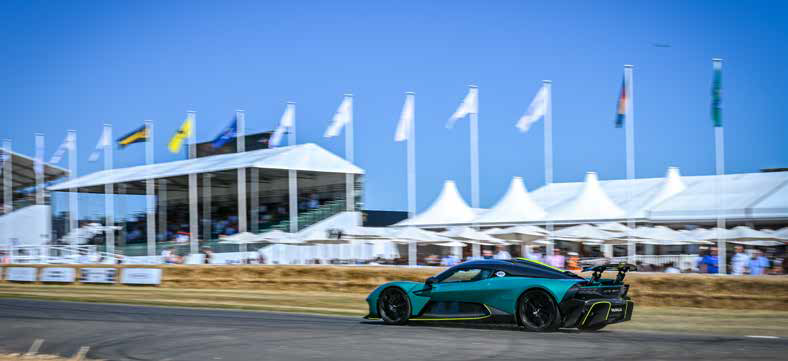 Aston Martin au Goodwood Festival of Speed : 60 ans de Légende et de Performance